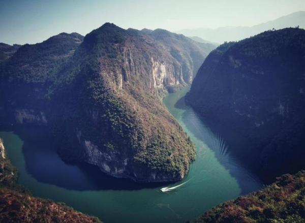 Visit Lesser Three Gorges on Yantze Cruise