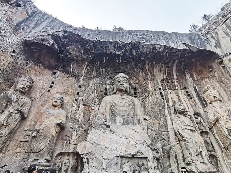 Luoyang Tour to Longmen Grottoes