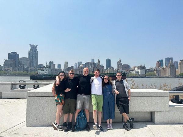 Travel in Shanghai with Easy Tour China