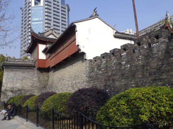 shanghai ancient city wall​