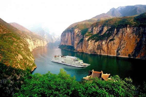 Luxury Yangtze River Cruise